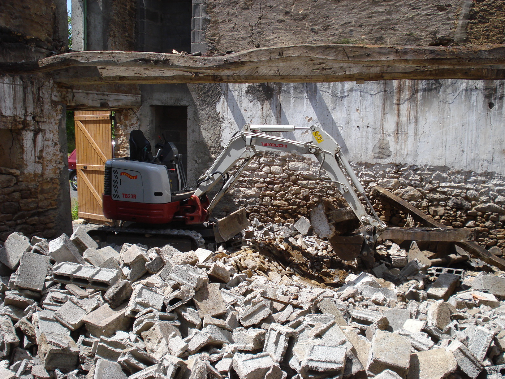 Démolisseur à Saint-Denis-de-Pile