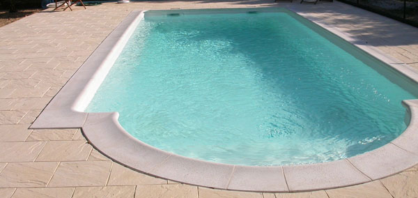 Création piscine béton dans la Gironde