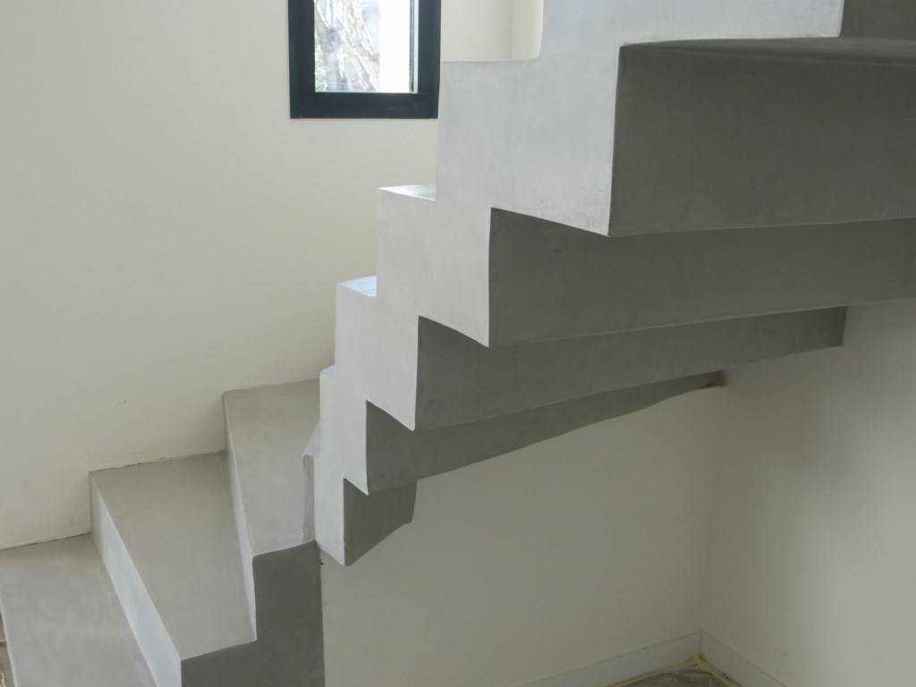 Création d'escalier en béton dans la Gironde